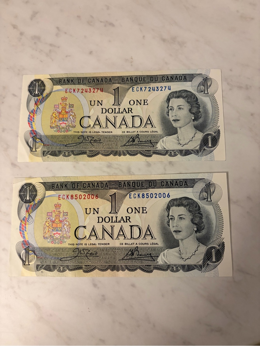 1973 pair Vintage Canada one dollar Bills